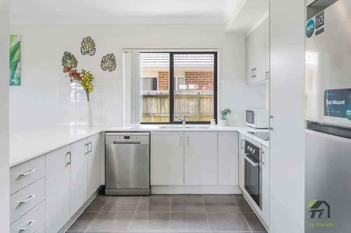 Forest Castle In A Quiet Single-Story House In Coomera Gold Coast 0*,