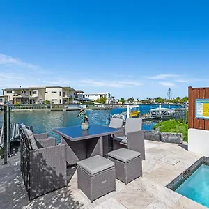 Luxury Modern Waterfront House Gold Coast