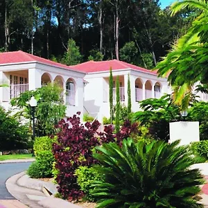4* Üdülőközpont Royal Woods